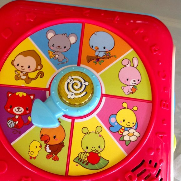 VTech Sort & Discover Learning & Development Activity Cube - Picture 2 of 7